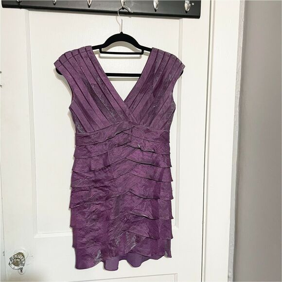 Adrianna Papell Purple Tiered Dress SZ 4 Cocktail Wedding Formal Shimmer Sheath - Picture 1 of 3